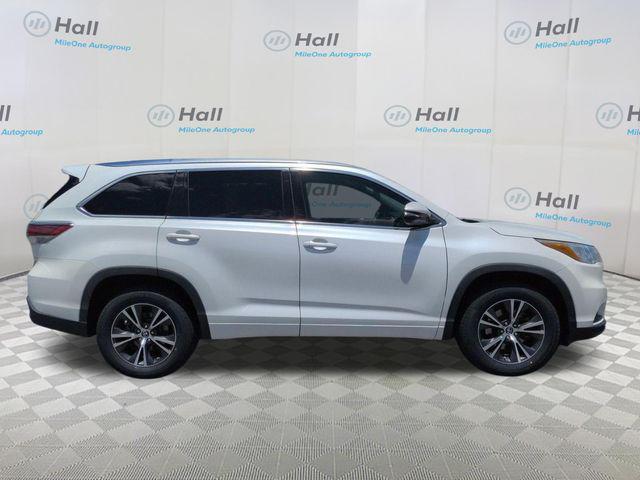 2016 Toyota Highlander XLE V6