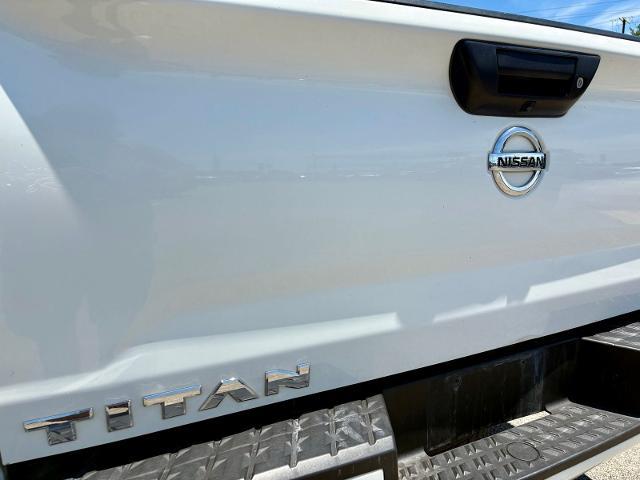 2022 Nissan Titan Crew Cab SV 4x2