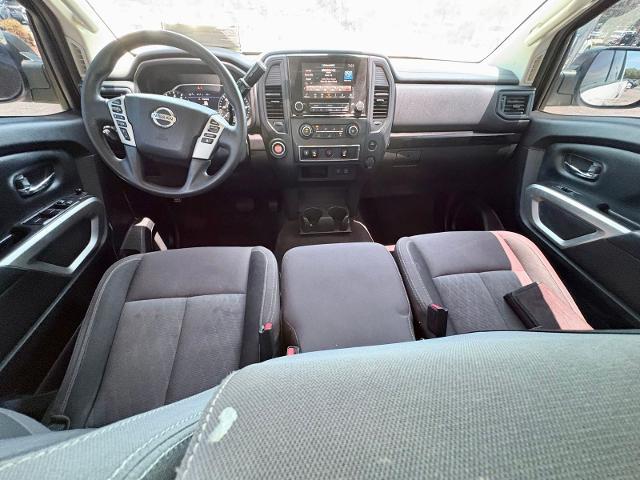 2022 Nissan Titan Crew Cab SV 4x2