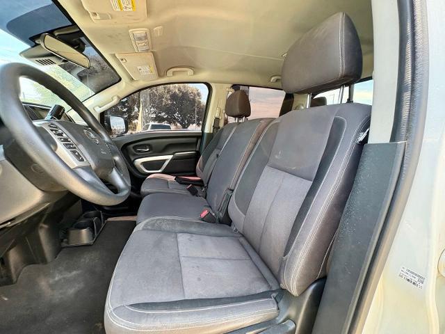 2022 Nissan Titan Crew Cab SV 4x2
