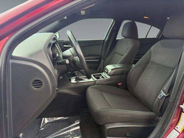 2017 Dodge Charger SE RWD