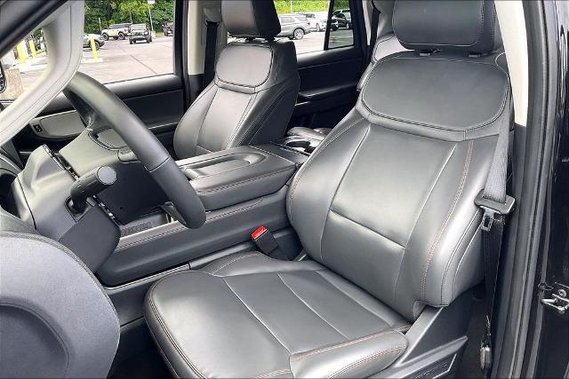 2025 Ford Expedition Active MAX