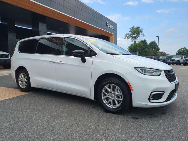 2024 Chrysler Pacifica Touring L 2024 Chrysler Pacifica Touring L
