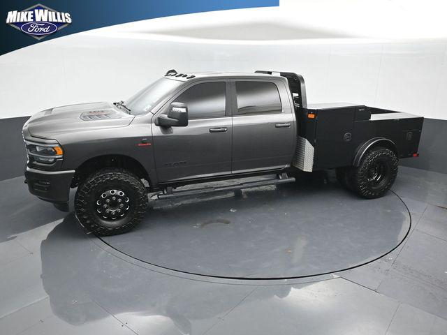 2024 Ram 3500 Laramie Crew Cab 4x4 8' Box