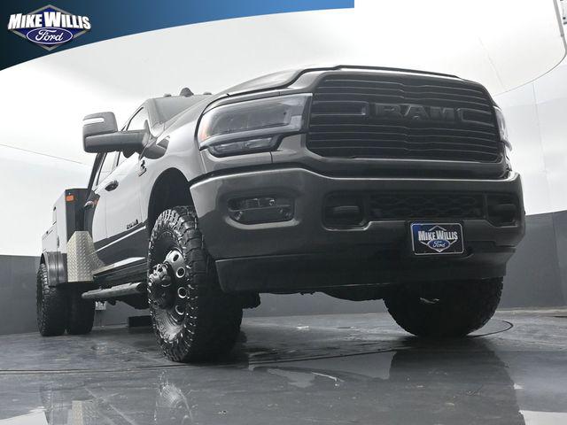 2024 Ram 3500 Laramie Crew Cab 4x4 8' Box