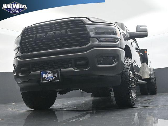 2024 Ram 3500 Laramie Crew Cab 4x4 8' Box