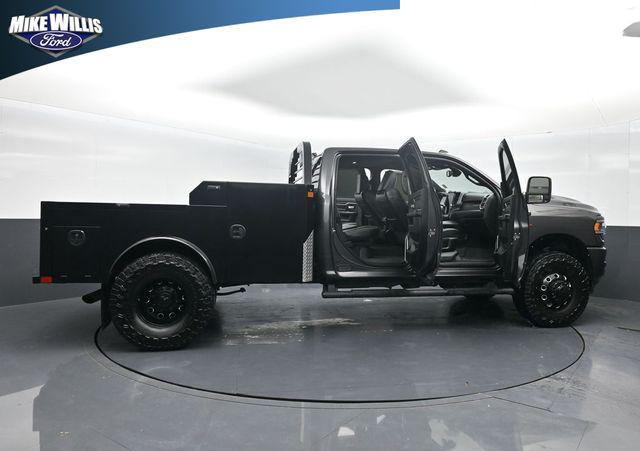 2024 Ram 3500 Laramie Crew Cab 4x4 8' Box