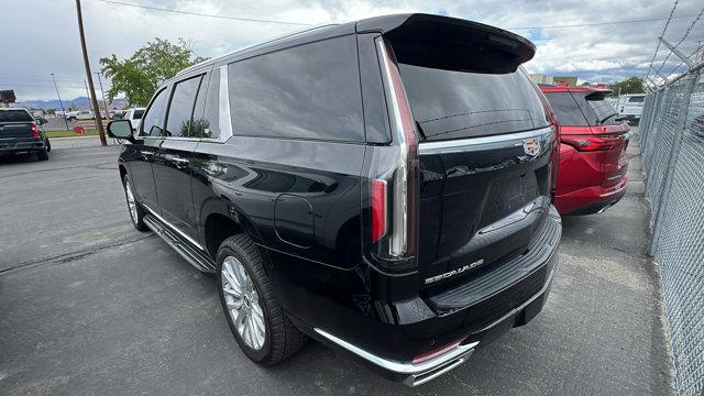 2022 Cadillac Escalade ESV 4WD Luxury
