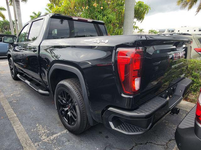 2021 GMC Sierra 1500 4WD Crew Cab Short Box Elevation