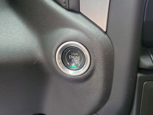 2021 GMC Sierra 1500 4WD Crew Cab Short Box Elevation