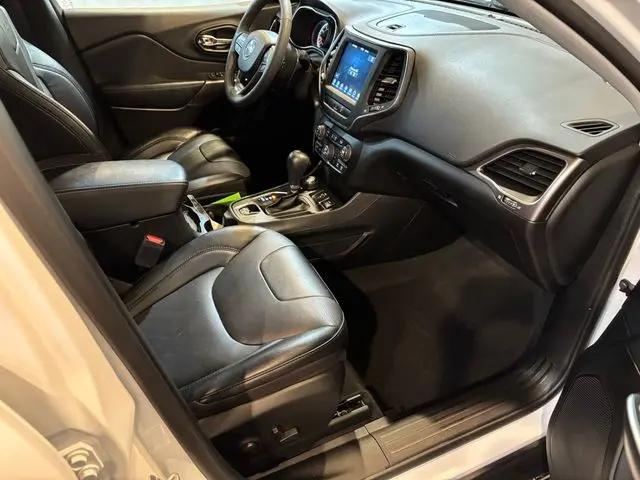 2022 Jeep Cherokee Latitude Lux 4x4