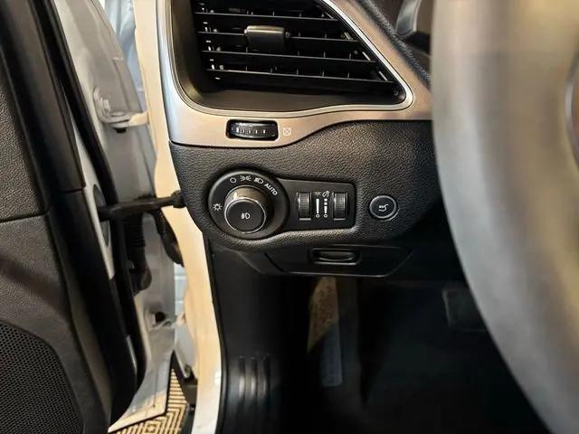 2022 Jeep Cherokee Latitude Lux 4x4