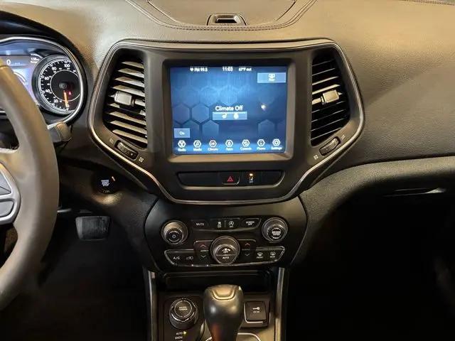 2022 Jeep Cherokee Latitude Lux 4x4