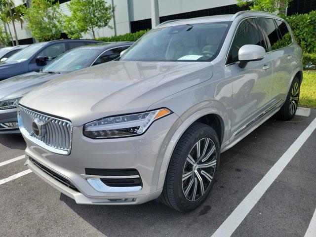 2025 Volvo XC90 B5 Core