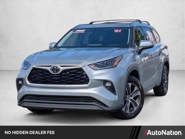 2021 Toyota Highlander XLE for sale in Charleston, SC