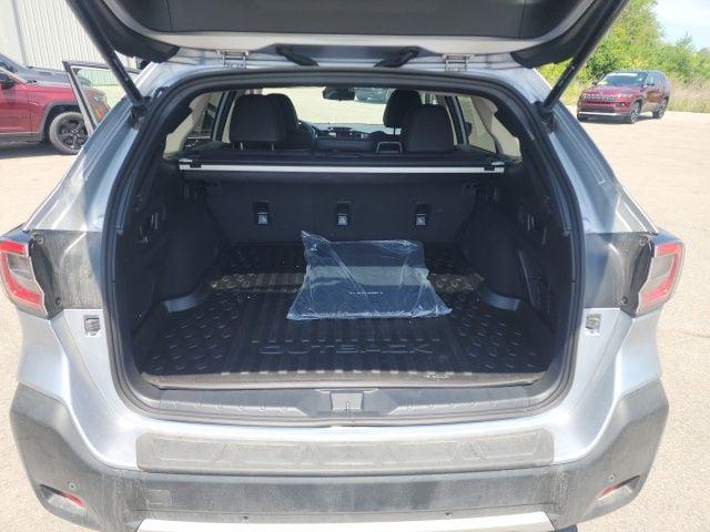 2023 Subaru Outback Touring XT