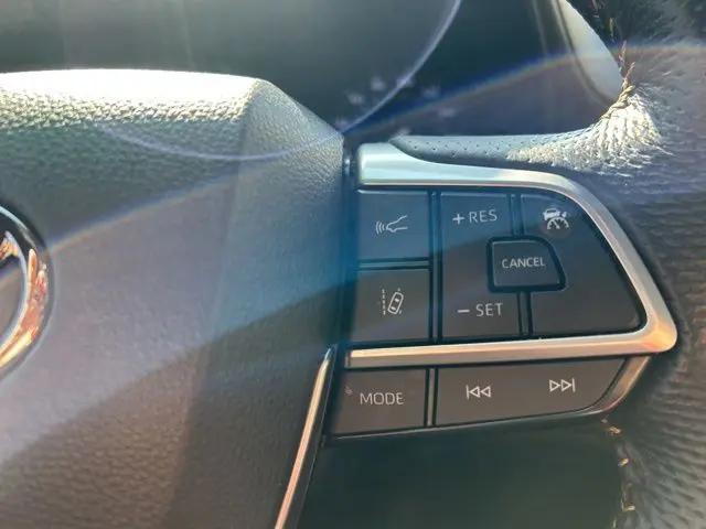 2024 Toyota Sienna Woodland Edition