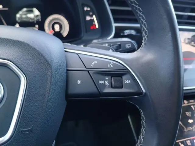 2022 Audi Q8 Premium Plus 55 TFSI quattro Tiptronic