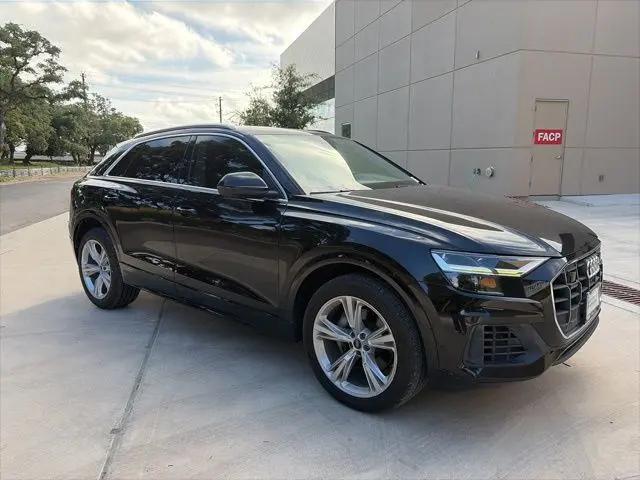 2022 Audi Q8 Premium Plus 55 TFSI quattro Tiptronic
