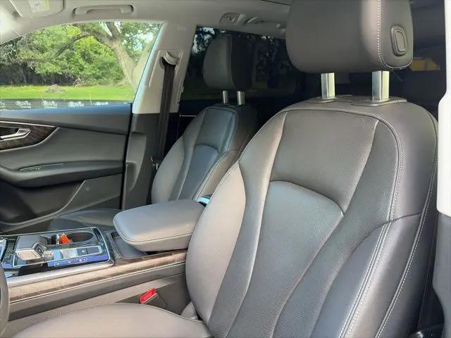 2022 Audi Q8 Premium Plus 55 TFSI quattro Tiptronic
