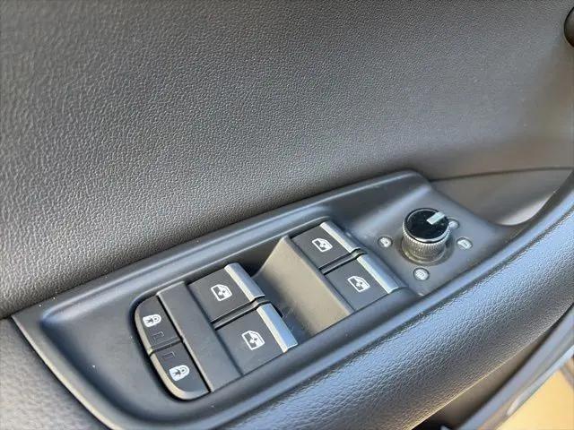 2022 Audi Q8 Premium Plus 55 TFSI quattro Tiptronic
