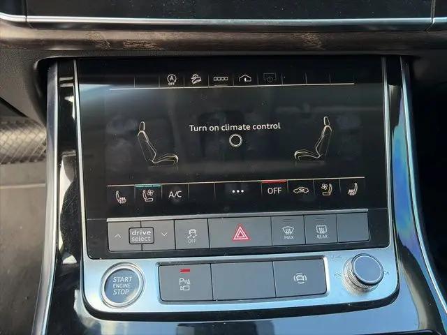2022 Audi Q8 Premium Plus 55 TFSI quattro Tiptronic
