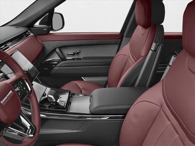 2026 Land Rover Range Rover Sport P635 SV