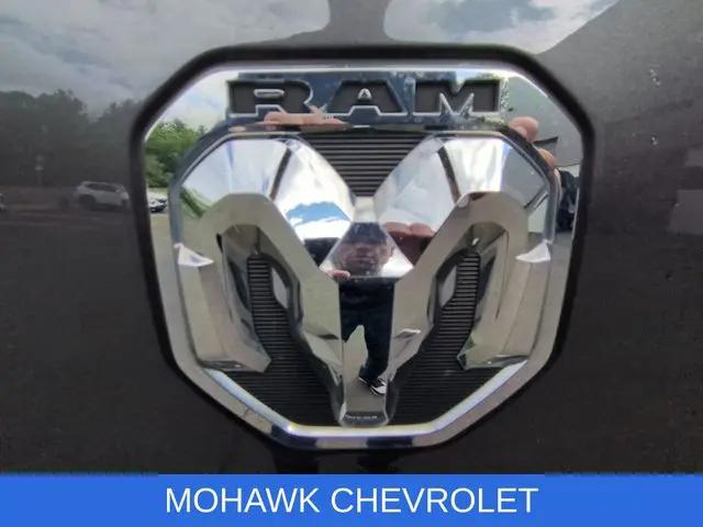 2021 Ram 1500 Laramie Crew Cab 4x4 5'7" Box