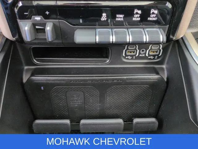 2021 Ram 1500 Laramie Crew Cab 4x4 5'7" Box