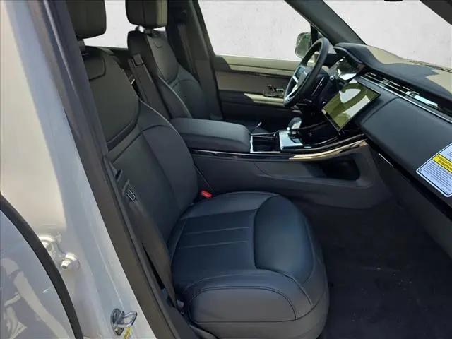 2026 Land Rover Range Rover Sport P360 SE