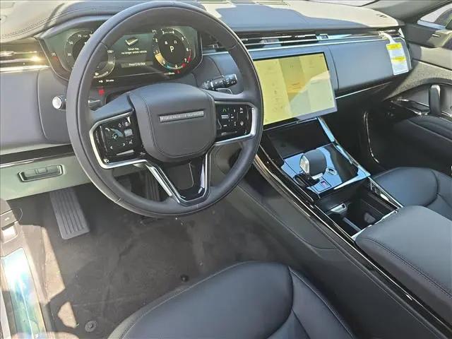 2026 Land Rover Range Rover Sport P360 SE