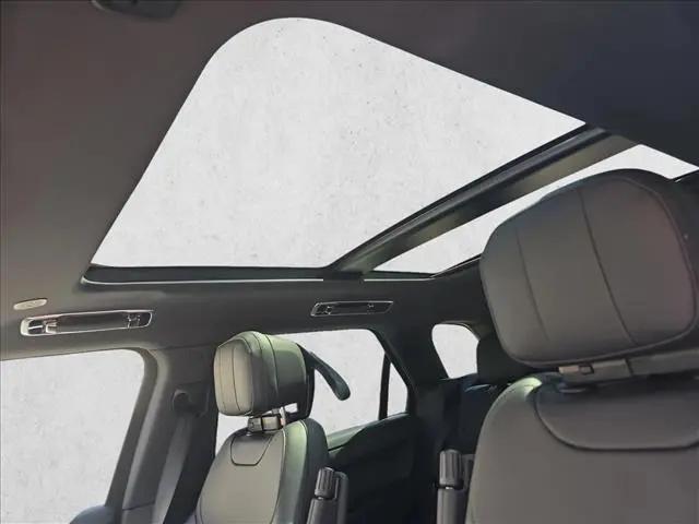2026 Land Rover Range Rover Sport P360 SE