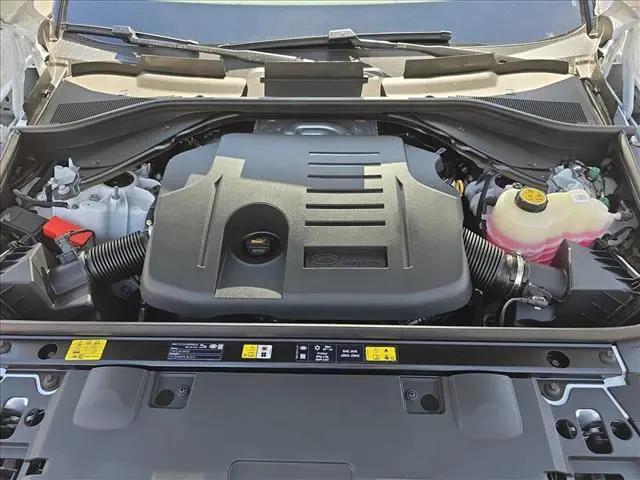 2026 Land Rover Range Rover Sport P360 SE