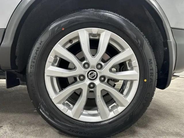 2020 Nissan Rogue Sport SV FWD Xtronic CVT