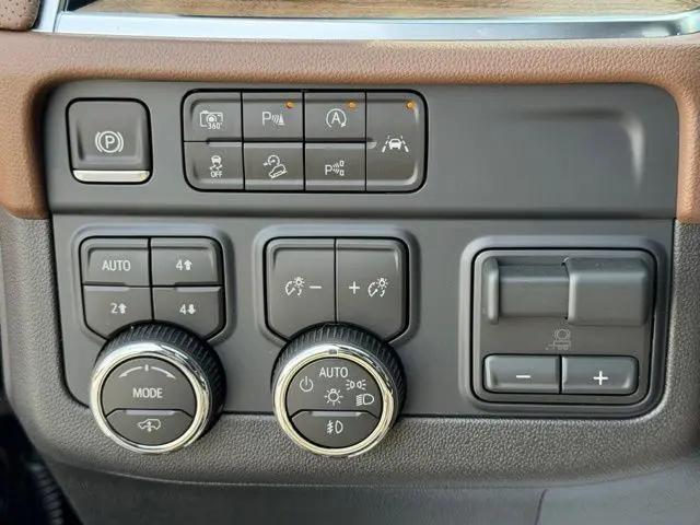 2026 Chevrolet Suburban High Country, 4WD