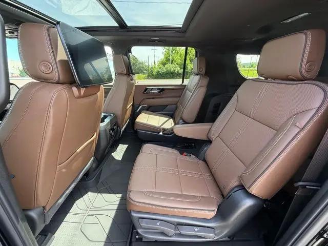 2026 Chevrolet Suburban High Country, 4WD