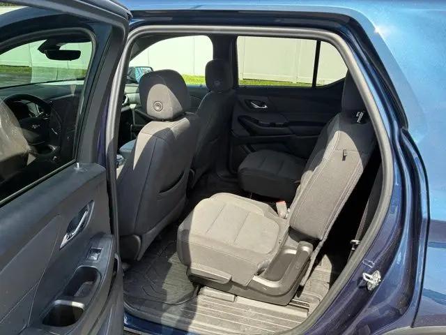 2022 Chevrolet Traverse AWD LT Cloth