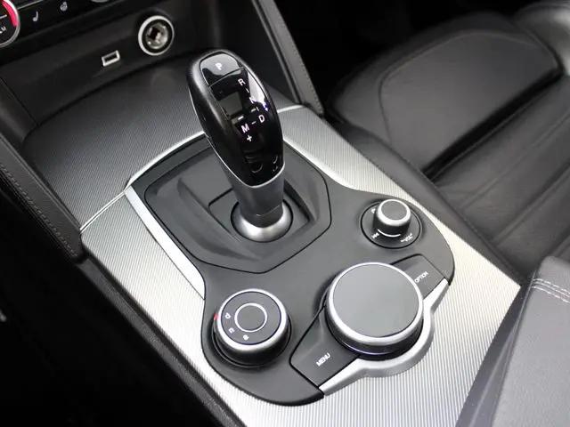 2018 Alfa Romeo Stelvio Ti Sport AWD