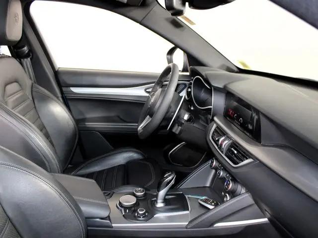2018 Alfa Romeo Stelvio Ti Sport AWD