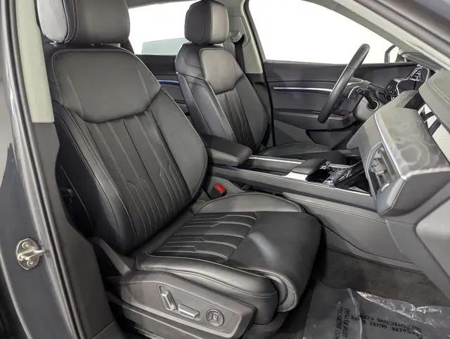 2024 Audi e-tron Prestige quattro