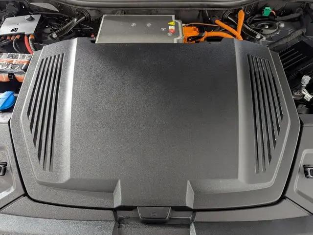 2024 Audi e-tron Prestige quattro
