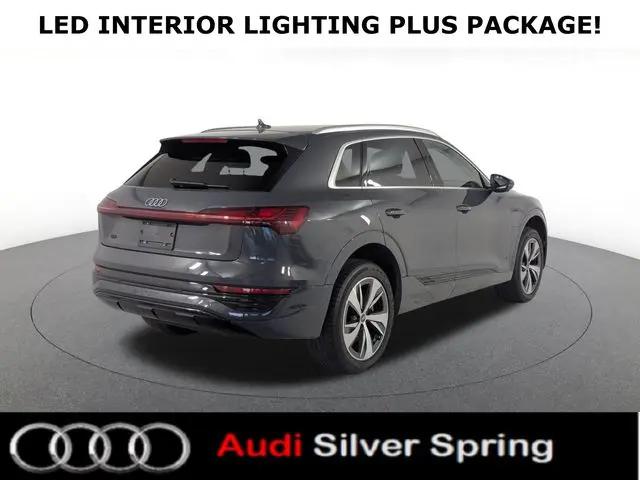2024 Audi e-tron Prestige quattro