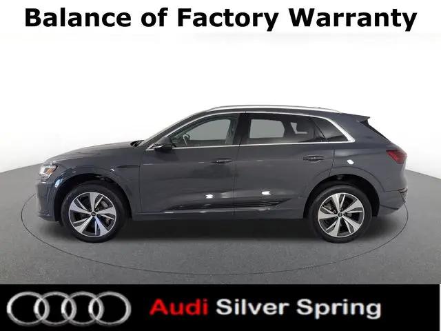 2024 Audi e-tron Prestige quattro