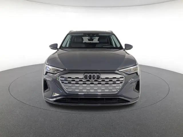 2024 Audi e-tron Prestige quattro