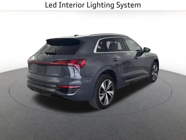 2024 Audi e-tron Prestige quattro