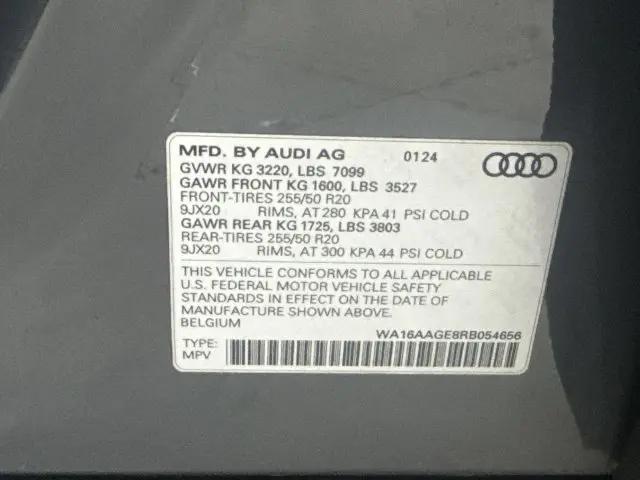 2024 Audi e-tron Prestige quattro