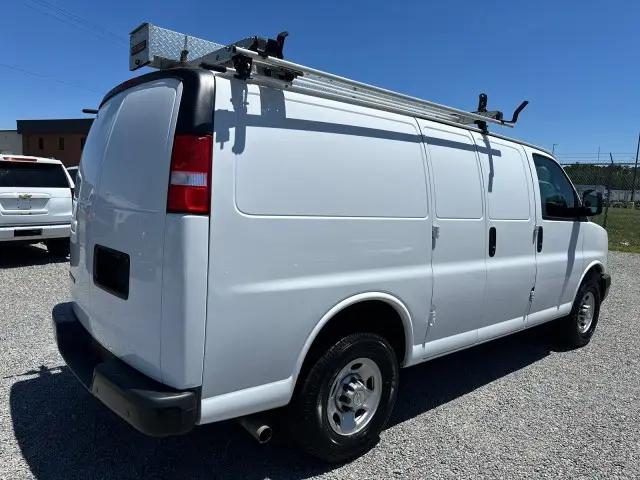 2022 Chevrolet Express Cargo Van RWD 2500 Regular Wheelbase WT