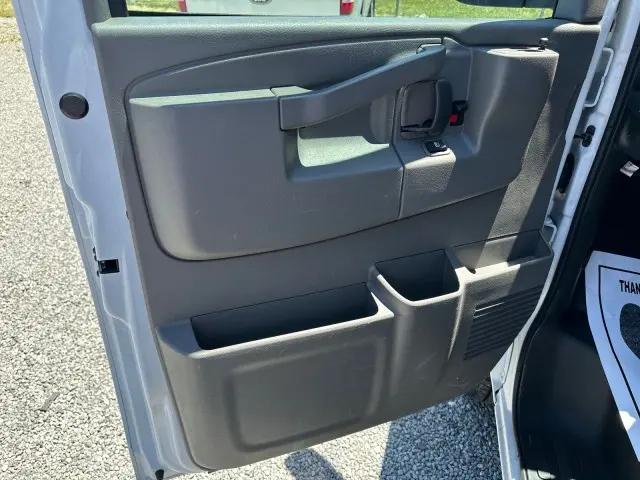 2022 Chevrolet Express Cargo Van RWD 2500 Regular Wheelbase WT