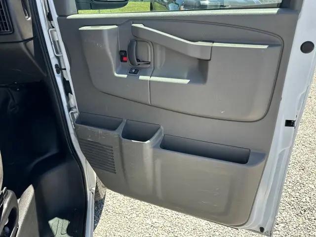 2022 Chevrolet Express Cargo Van RWD 2500 Regular Wheelbase WT