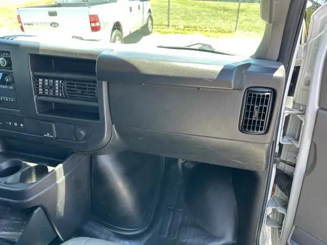 2022 Chevrolet Express Cargo Van RWD 2500 Regular Wheelbase WT